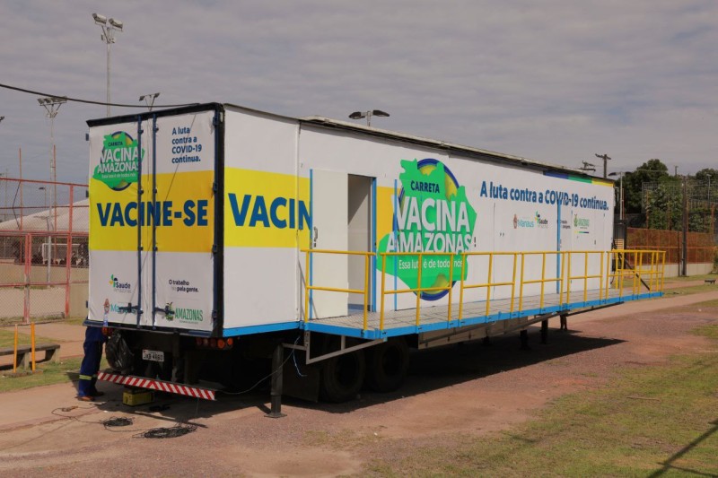 Carreta Vacina Amazonas já aplicou mais de 5 mil doses e segue atendendo população na zona norte