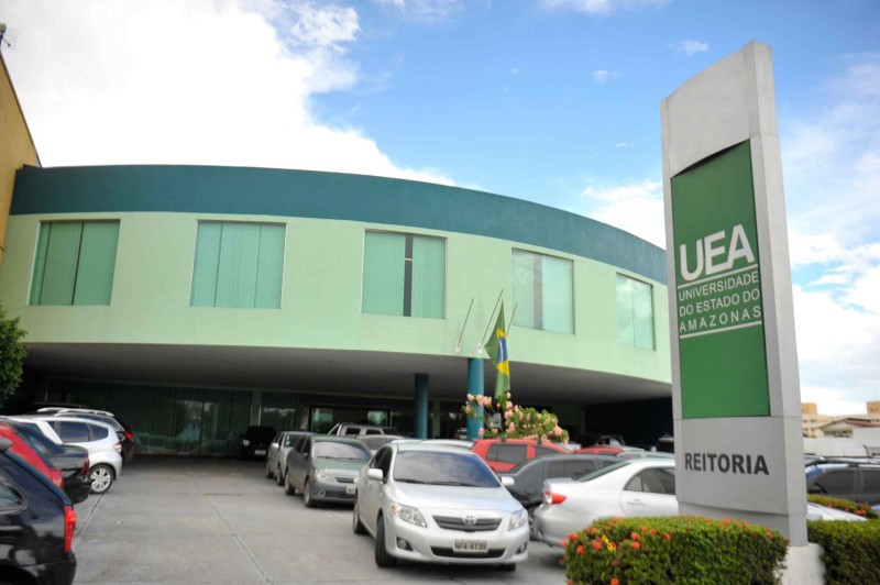 Conselho Universitário da UEA suspende atividades presenciais na instituição para prevenir avanço da Covid-19