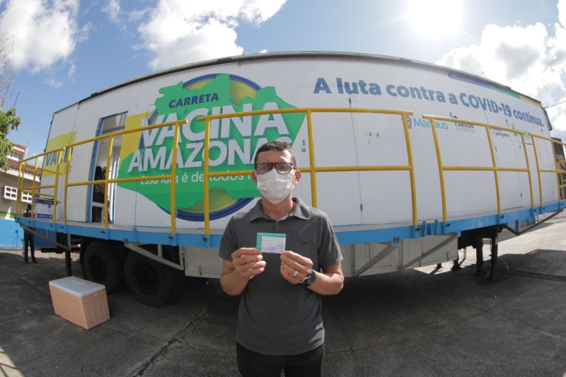 Carreta Vacina Amazonas fecha primeiro dia na zona oeste com quase 800 doses aplicadas