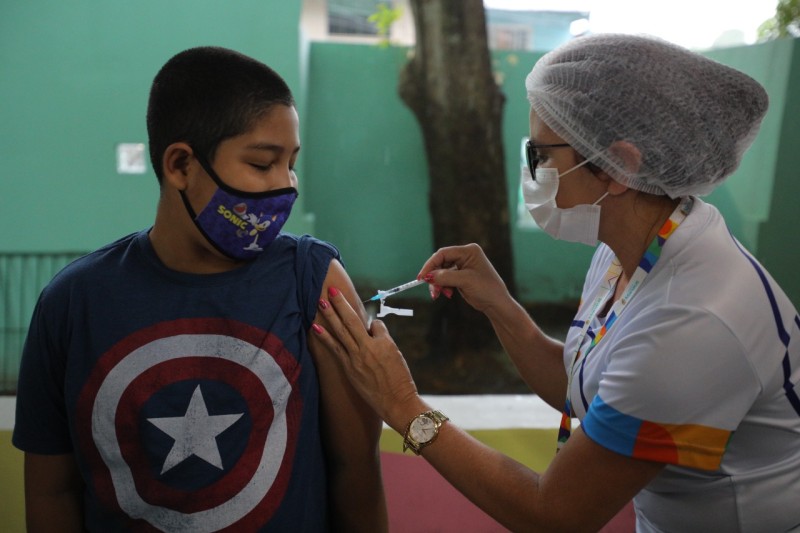 Com quase 31 mil doses de vacina pediátrica distribuídas, imunização de crianças de 5 a 11 anos continua no Amazonas