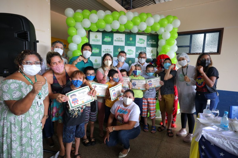 Governo do Amazonas inicia vacinação infantil e amplia testagem de Covid-19 em Iranduba