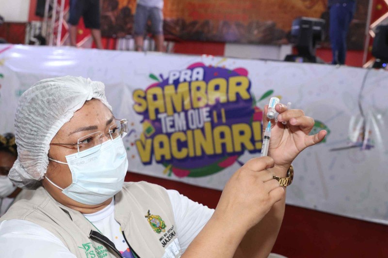 ‘Pra Sambar Tem que Vacinar’: campanha do Governo do Amazonas mobiliza 5,7 mil ‘foliões’ contra a Covid-19