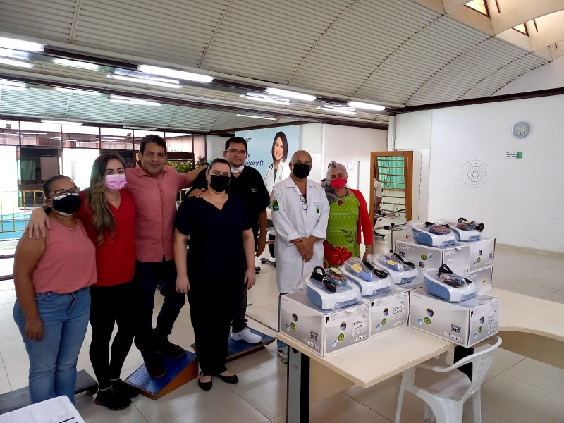 Fundhacre entrega equipamentos para reabilitação dos pacientes da Fundação do Bem-Estar Social do Acre