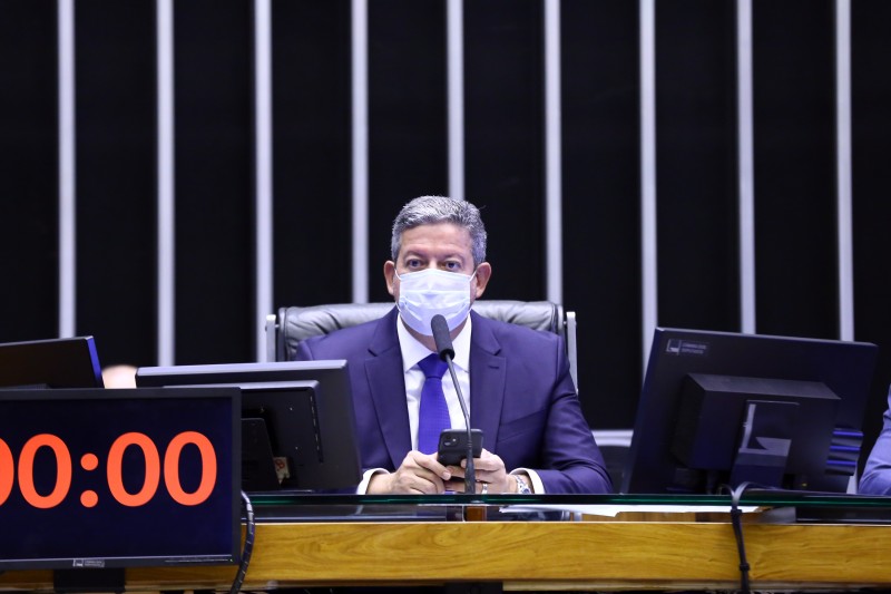 Lira condena uso midiático das dependências da Câmara