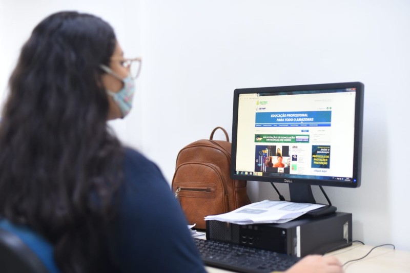 Governo do Amazonas anuncia inscrição para 41 mil vagas em cursos de qualificação profissional EaD