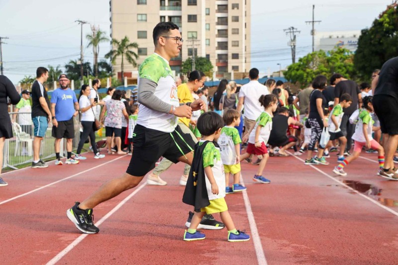 Com o tema ‘Corrida Ecológica’, Maratona Kids agitou a Vila Olímpica de Manaus