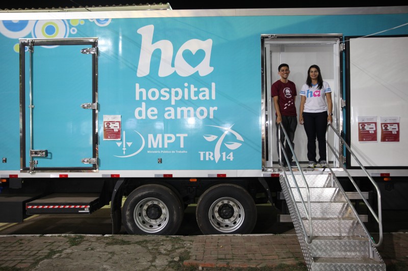 Governo e Hospital de Amor organizam mutirão de atendimentos em frente ao Palácio Rio Branco