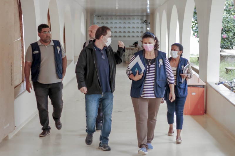 Equipe técnica da Fundhacre vistoria centro cirúrgico e se organiza para mais procedimentos