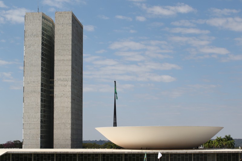Congresso aprova LDO sem impositividade das emendas do relator