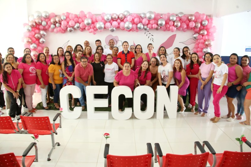 Cecon homenageia profissionais da unidade em comemoração ao Dia do Servidor