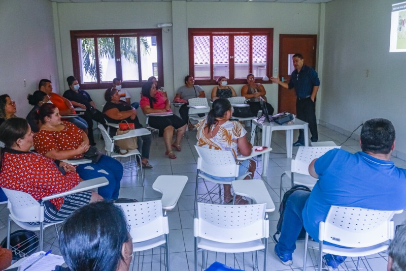 Pacientes do Programa de Obesidade da Fundhacre recebem orientações sobre cirurgia bariátrica