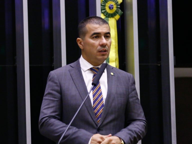 Comissão aprova projeto que possibilita ao consumidor evitar ligações de telemarketing
