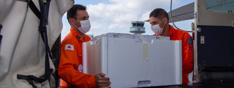 Governo de Minas distribui vacinas contra a covid-19 para as Unidades Regionais
