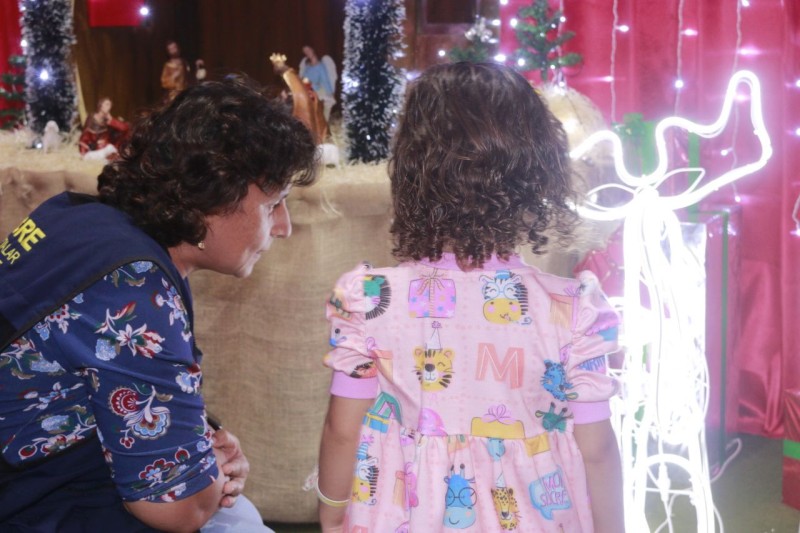 Acender das Luzes de Natal é realizado na Fundhacre