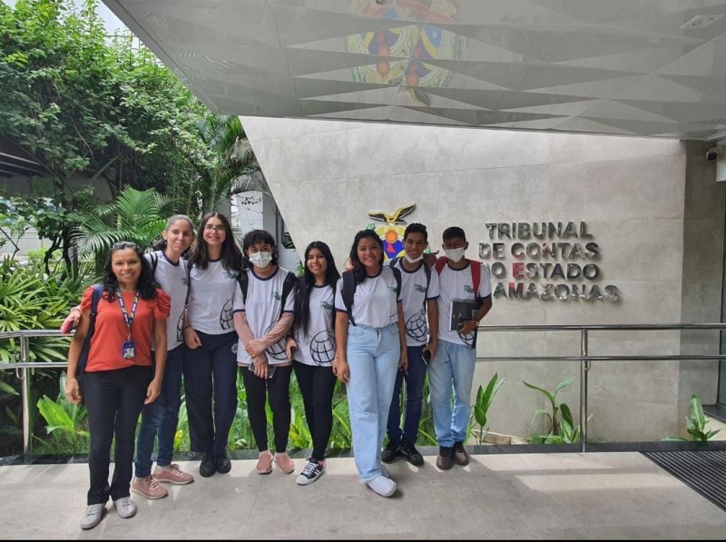 Projeto ‘Da Escola para o Trabalho’ forma estudantes da rede estadual e se prepara para ofertar mais cursos em 2023