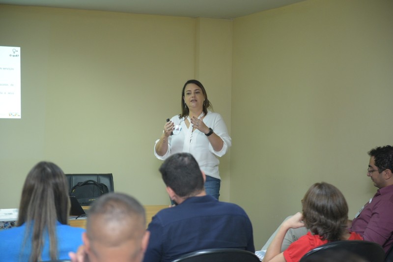 Sesacre recebe equipe do Hospital Sírio Libanês em programa sobre cuidados paliativos