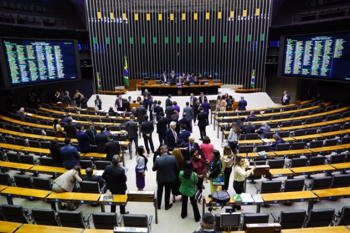 Câmara pode votar hoje MP que limita isenções do Programa de Retomada do Setor de Eventos