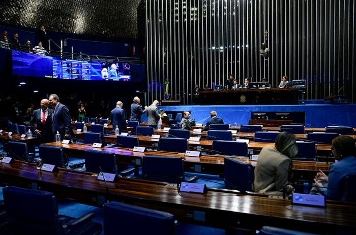 Senado voltará a analisar novo rateio de arrecadação da Cide-Combustíveis