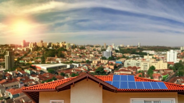 Comissão debate a micro e a minigeração de energia elétrica distribuída