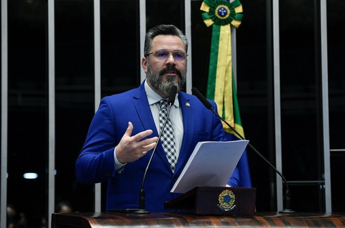 Alan Rick critica Supremo por julgar a descriminalização do porte de drogas
