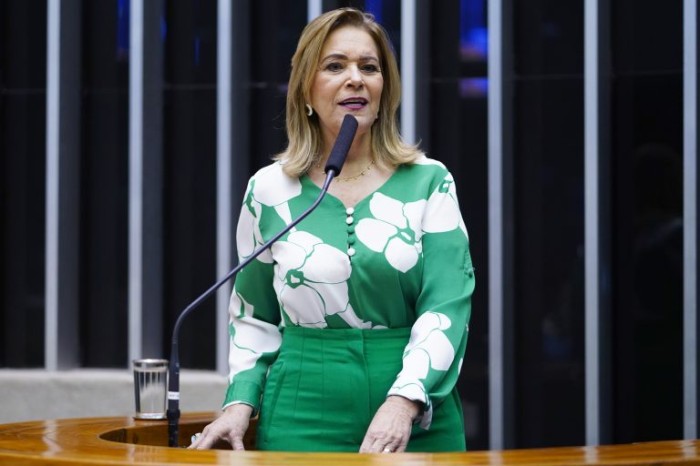 Comissão aprova pena de até dez anos de prisão por lesão que causar marca permanente em mulher