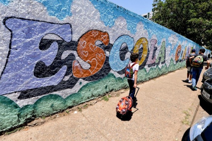 Comissão debate cumprimento da lei que garante atendimento psicológico a alunos de escolas públicas