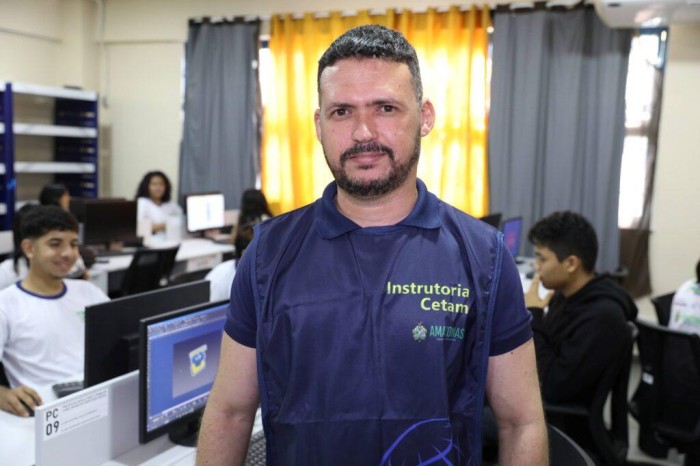 Alunos da Escola Estadual Prof.ª Ruth Prestes Gonçalves participam do projeto “Da Escola Para o Trabalho” 