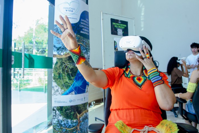 Realidade virtual leva público do Fórum Indígena à imersão no coração da Amazônia