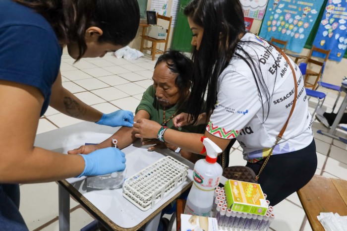 Saúde leva atendimento médico à comunidade indígena em Taraucá