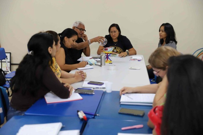 Escola Mayara Redman realiza palestras e cursos para profissionais da educação especial