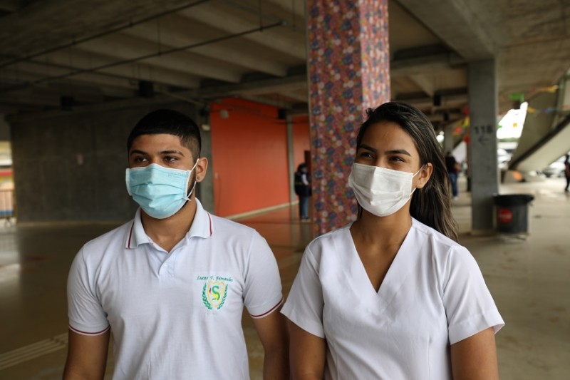Alunos de cursos técnicos vivenciam experiência profissional na campanha Vacina Amazonas