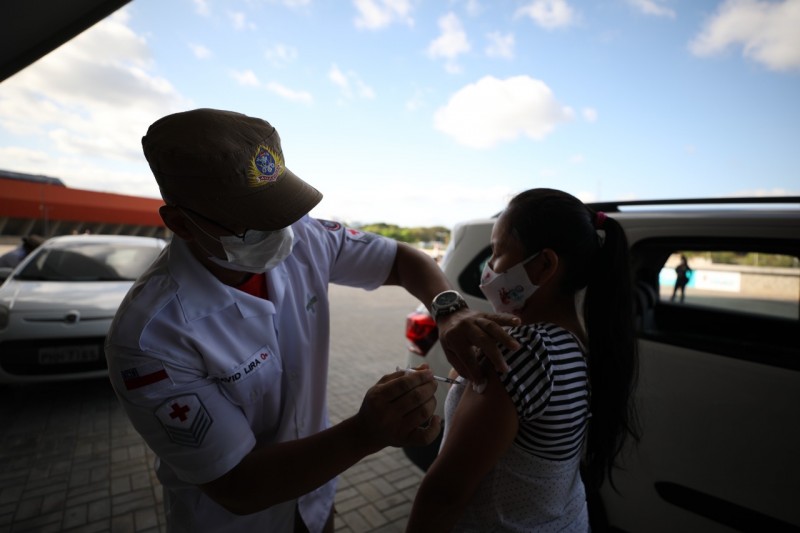 “Vacina Amazonas”: Corpo de Bombeiros auxilia equipes de saúde em mais um mutirão