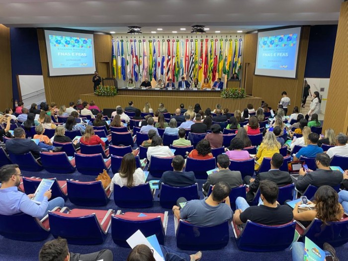 Governo participa de encontro nacional para discutir gestão de fundos orçamentários de assistência social