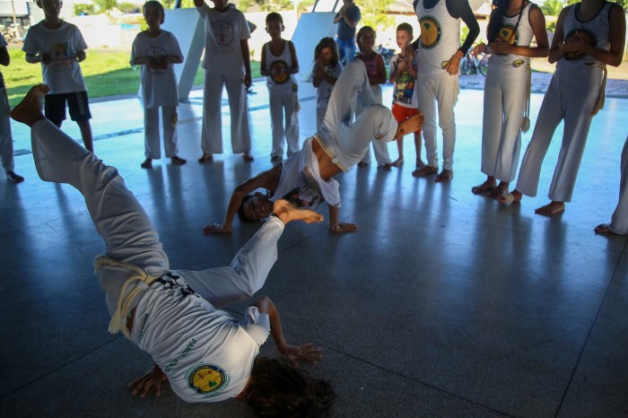 Projetos sociais do Estado promovem esporte, cultura e atendimento humanizado na Cidade do Povo