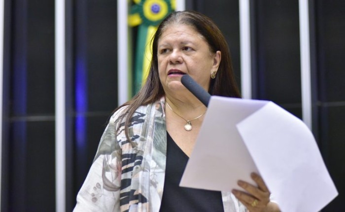 Comissão aprova proposta com regras para fiscalização das despesas públicas com educação