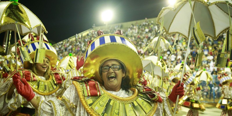  Com vacinação completa, Rio poderá ter carnaval em 2022, diz Paes