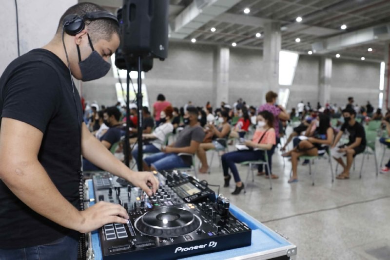 Maternidades promovem ‘festa’ da vacina na Arena da Amazônia