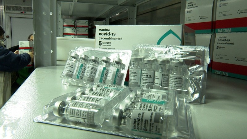 Governo do Amazonas recebe mais 156,4 mil doses de vacinas contra a Covid-19