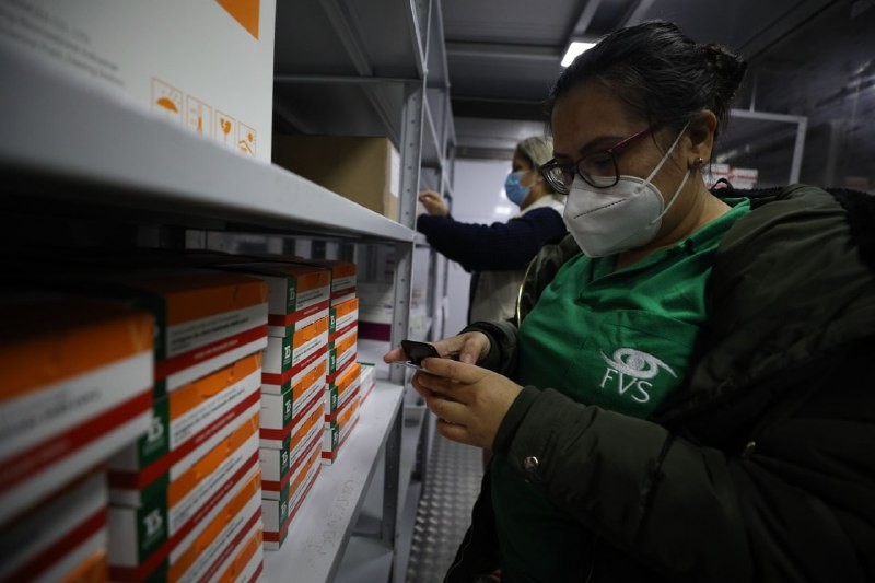 Governo do Amazonas recebe mais 70,3 mil doses de vacinas contra Covid-19