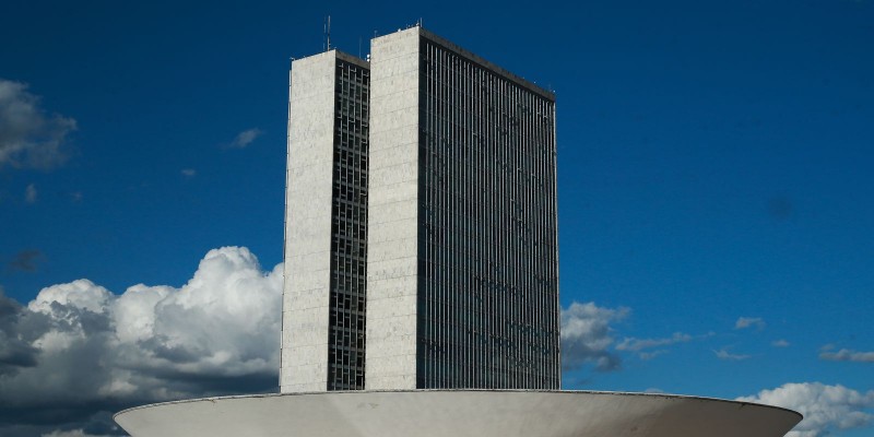Presidente da Câmara antecipa discussão sobre reforma eleitoral