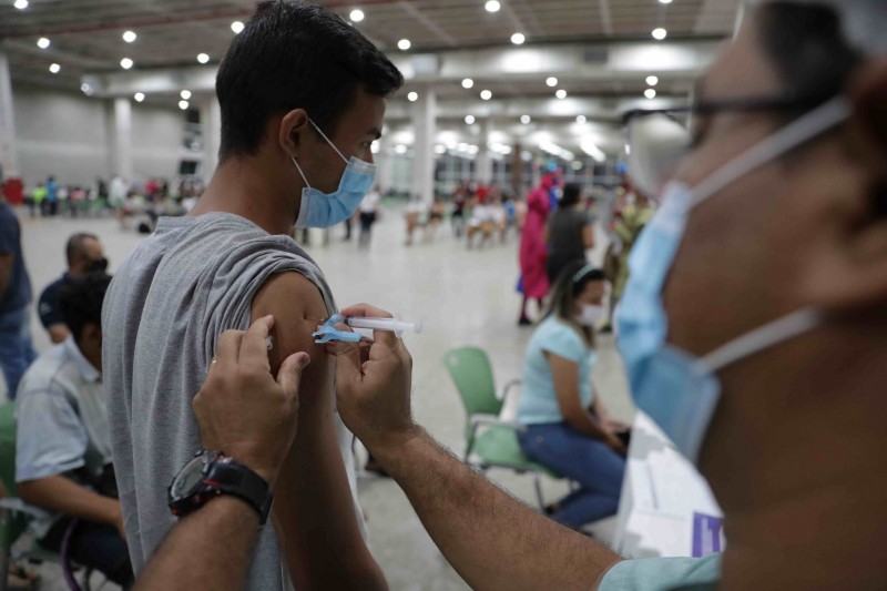 Amazonas segue na fase laranja para Covid-19 e FVS-RCP reforça alerta para manutenção de medidas preventivas