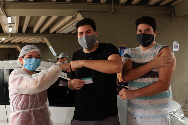 Amazonas já aplicou 2.887.808 doses de vacina contra Covid-19 até esta terça-feira (17/08)