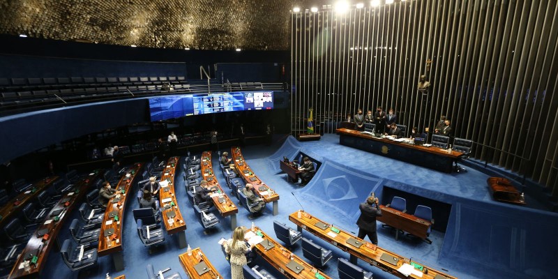 Senado aprova proibição de armas para agressores de mulheres