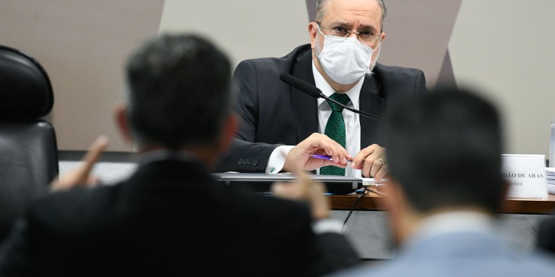 Novo mandato de Augusto Aras na PGR é aprovado pela CCJ do Senado