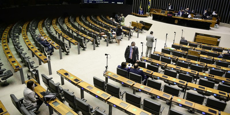 Câmara dos Deputados retoma hoje atividades presenciais