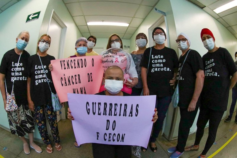 ‘Isso me aproximou muito mais das minhas pacientes’, diz mastologista da FCecon que venceu câncer de mama